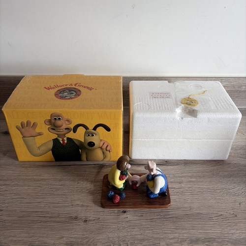 Coalport wallace and gromit - and,