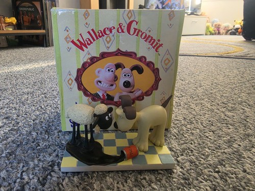 Wallace gromit meets - &,