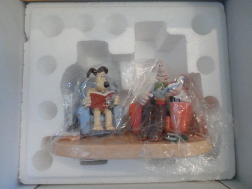 Coalport wallace gromit - coalport,