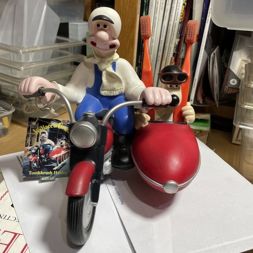 Vintage wallace and gromit - wallace,