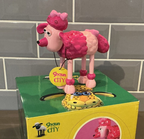 Shaun the city sheepish - shaun, "sheepish"